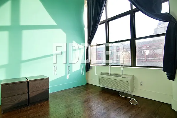 Rented by Fiddler Realty | media 20