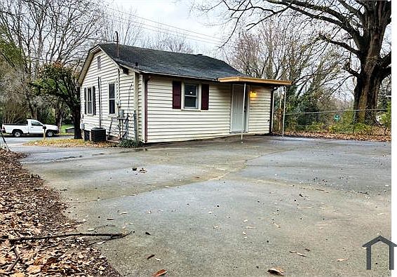 4th image of 1315 Ware Ave