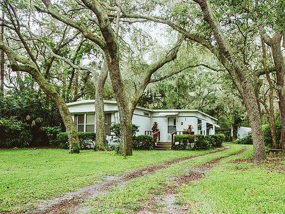 2nd image of 12416 Eloian Dr