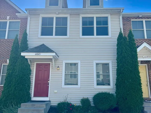 2221 Lapis Ln, Harrisonburg, VA 22801