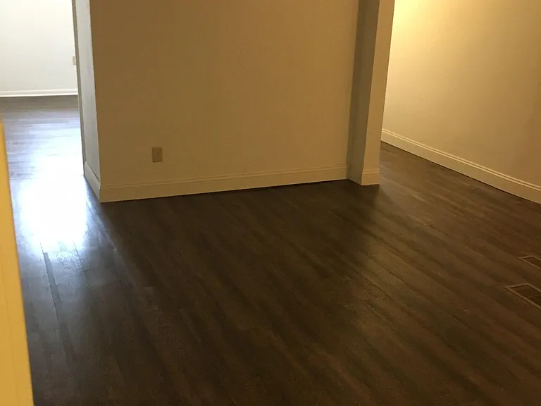 3209 Ward St #1 — Photo 10