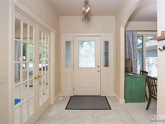 3rd image of 4528 Swan Ln
