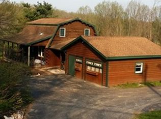 613 Springville Rd, NEW HOLLAND, PA 17527