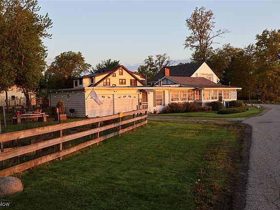 2nd image of 81 N Point Dr