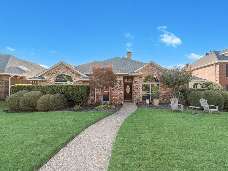 4027 Red Maple Dr — Photo 35