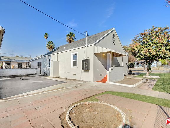 4th image of 807 W 19th St