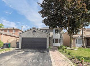 61 Horsham St, Brampton, ON L6X 3T4