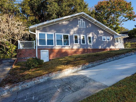 2nd image of 2119 E Crooked Lake Dr