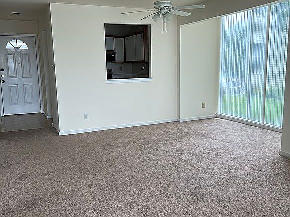 3rd image of 13 Madaket Ct