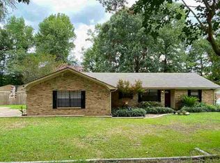 10216 Creek Bend Dr, Tyler, TX 75707