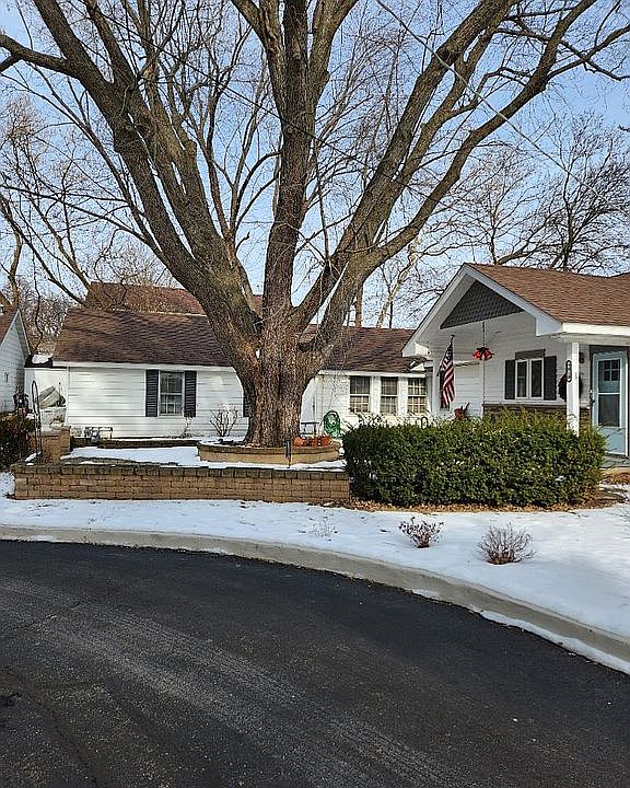 1st image of 5010 W Lake Shore Dr