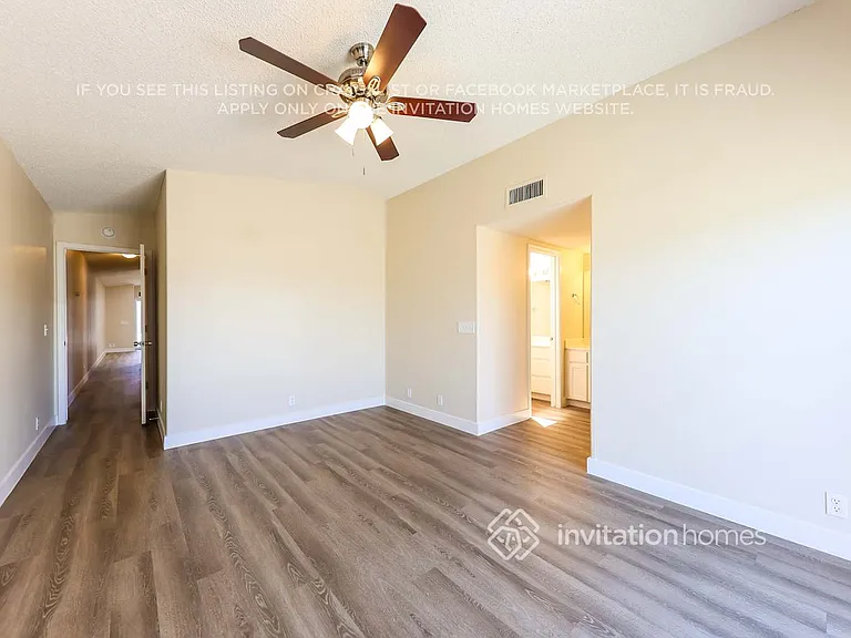 11134 N 82nd Dr — Photo 10