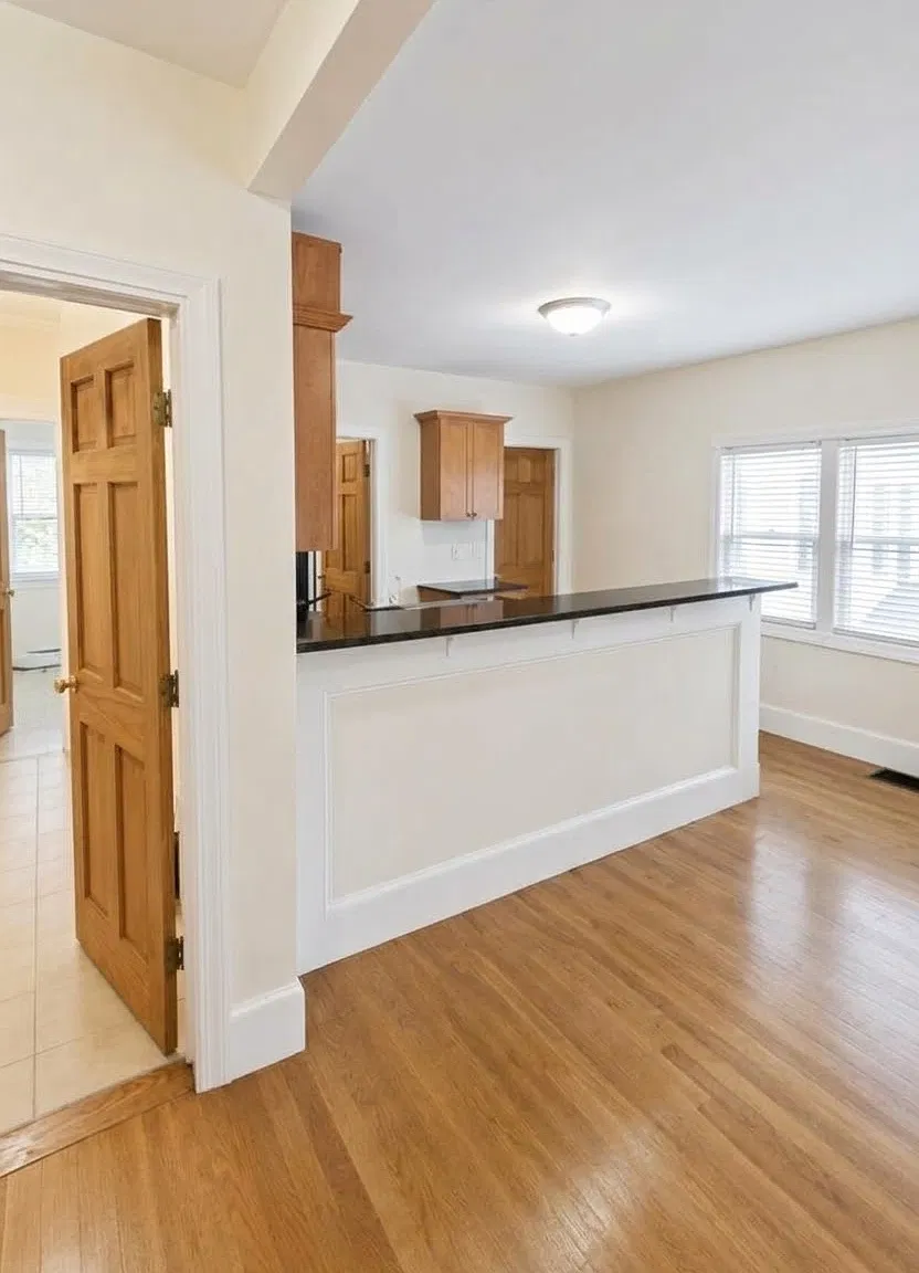 3 bed, 1020 sqft, $3,000 — Photo 1