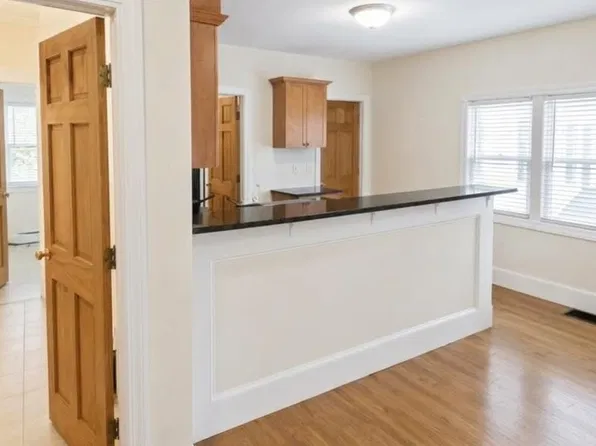 193 Beacon St #2, Somerville, MA 02143