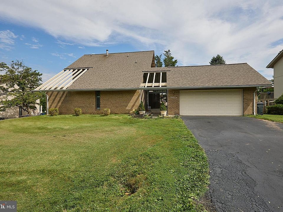 1st image of 20504 Aspenwood Ln