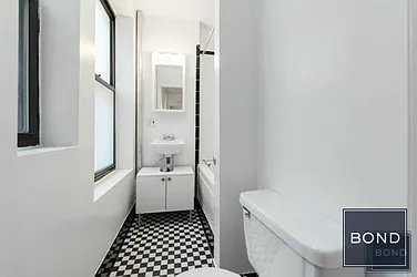 Rented by Bond New York