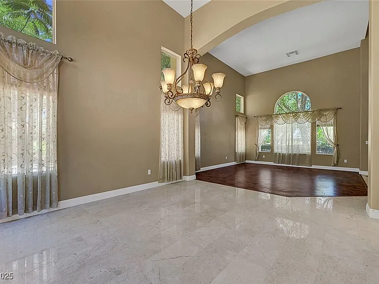 229 N Buteo Woods Ln — Photo 20