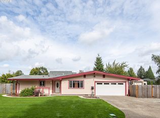 300 NW 10th Ave, Canby, OR 97013