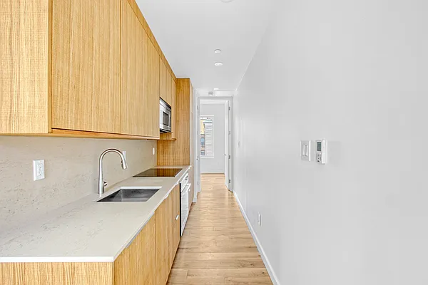 Sold by Douglas Elliman | media 28