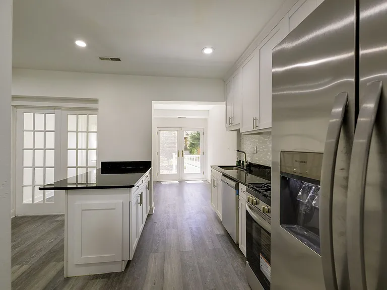 514 Missouri Ave NW — Photo 3