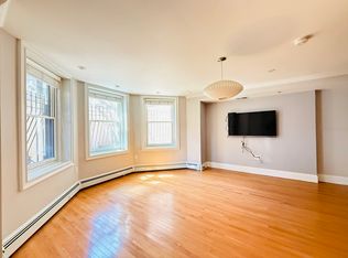 365 Beacon St, Boston, MA 02116