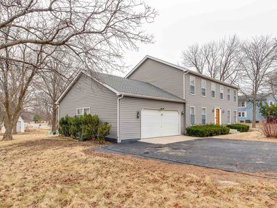 139 Sanders Rd, Northbrook, IL, 60062