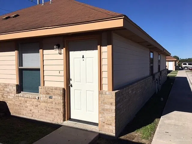 1 bed, 1.0 bath, 500 sqft, $595 — Photo 1