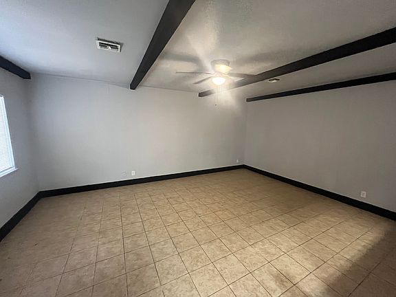 4th image of 3715 Ivanhoe Dr