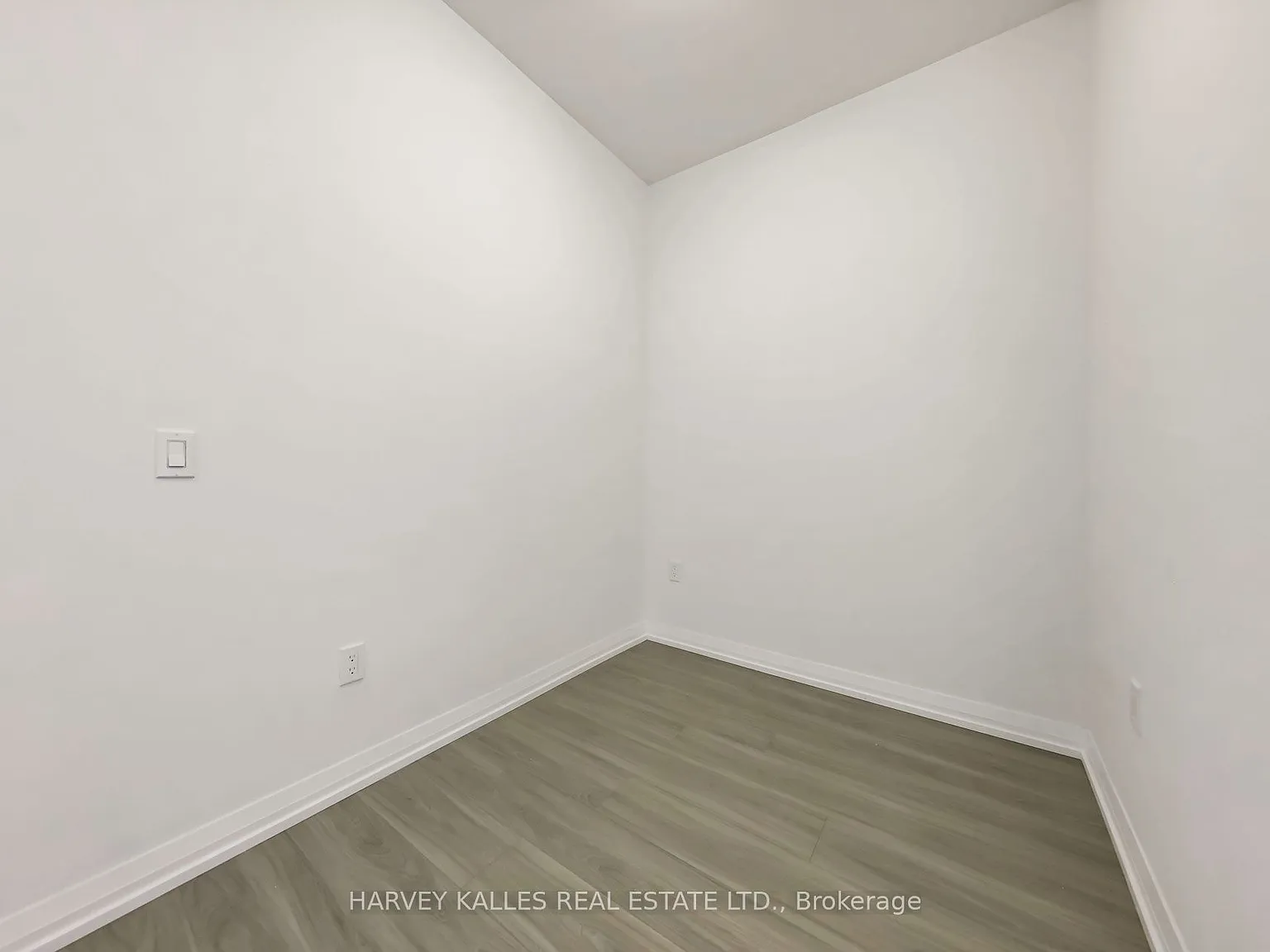 2 bed, $2,450 — Photo 4