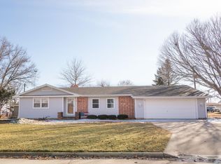 743 Circle Dr, Conrad, IA 50621
