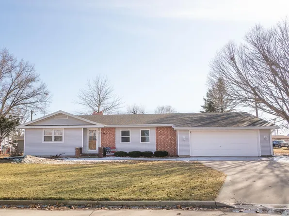 743 Circle Dr, Conrad, IA 50621