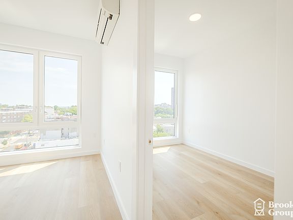 3rd image of 1889 Atlantic Ave #2H