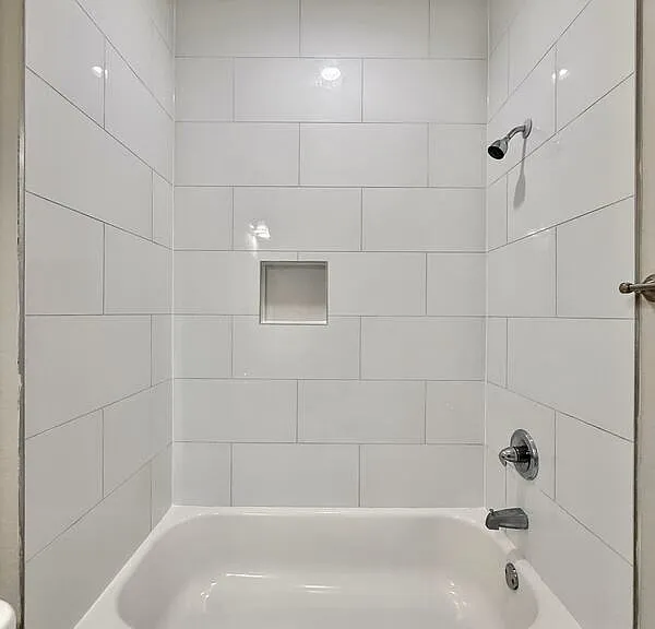 2 W Orange St #101 — Photo 31