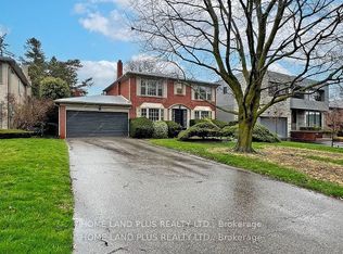 172 Gordon Rd, Toronto, ON M2P 1E8