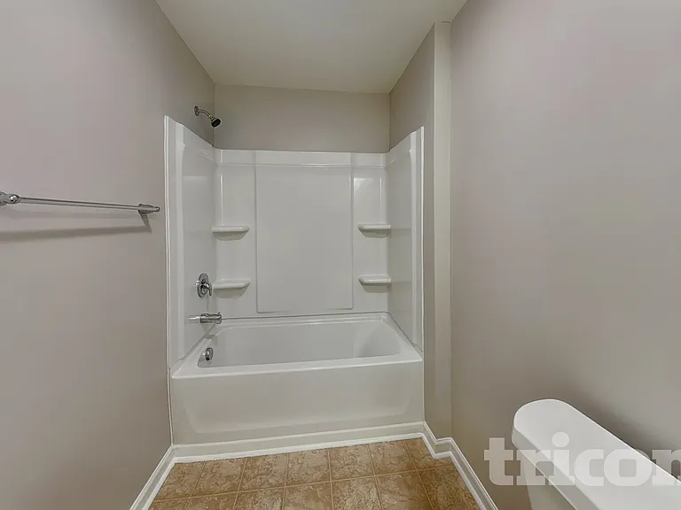 1195 Thanet St SW — Photo 15