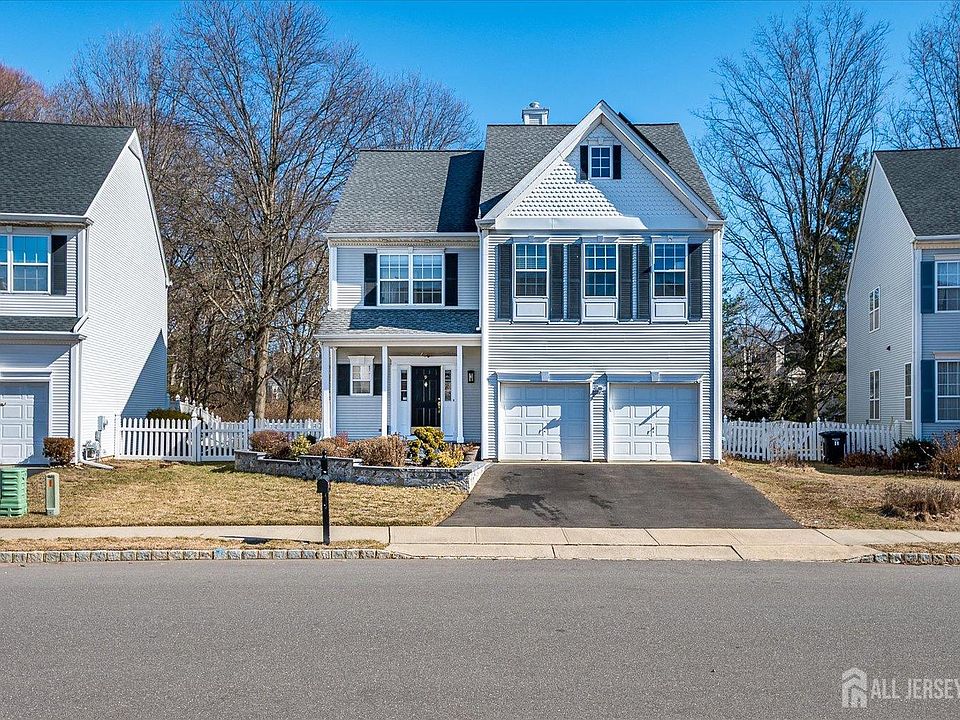 1st image of 9 Marion Dr