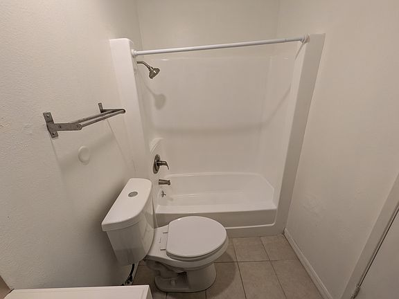 4th image of 500 Cagney Ln