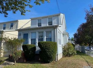 92-49 214th St, Queens Village, NY 11428