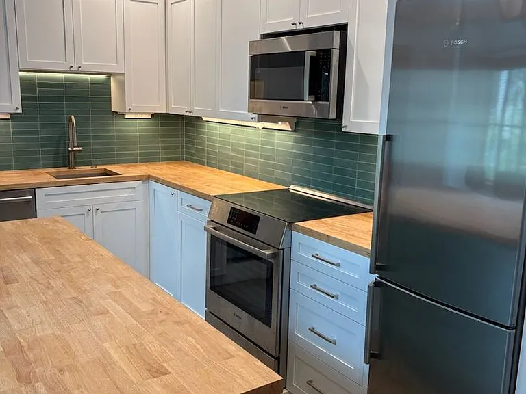 417 W Story St — Photo 4