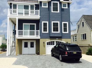 27 W Sailboat Ln, Brant Beach, NJ 08008