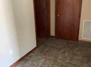 1700 E 30th Ave SUITE D, Hutchinson, KS 67502