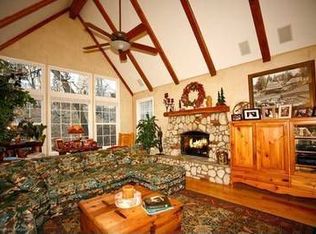 1373 Golden Rule Ln, Lake Arrowhead, CA 92352