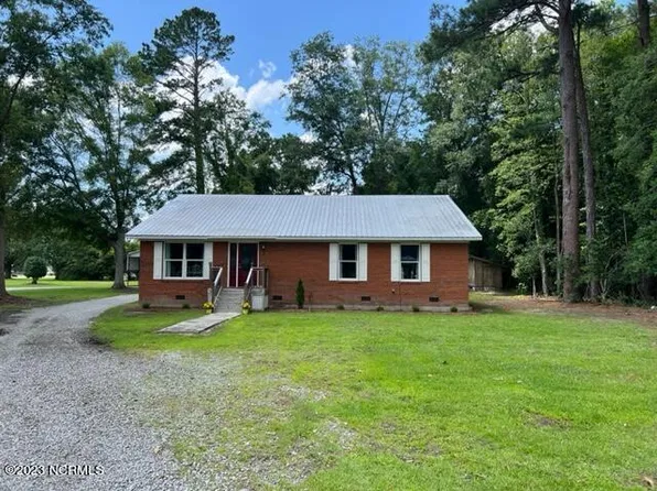 210 N First Avenue, New Bern, NC 28560