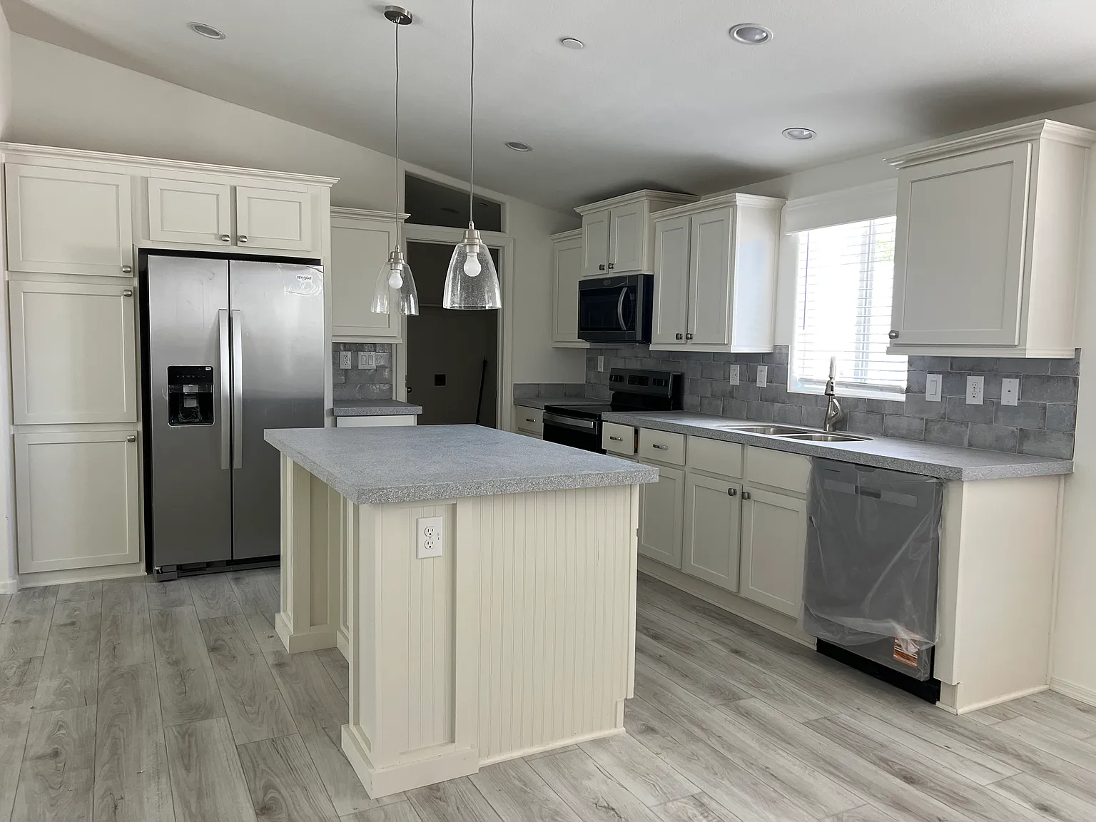 3 bed, 1600 sqft, $2,850 — Photo 3