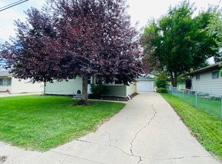 931 N 26th St, Council Bluffs, IA 51501