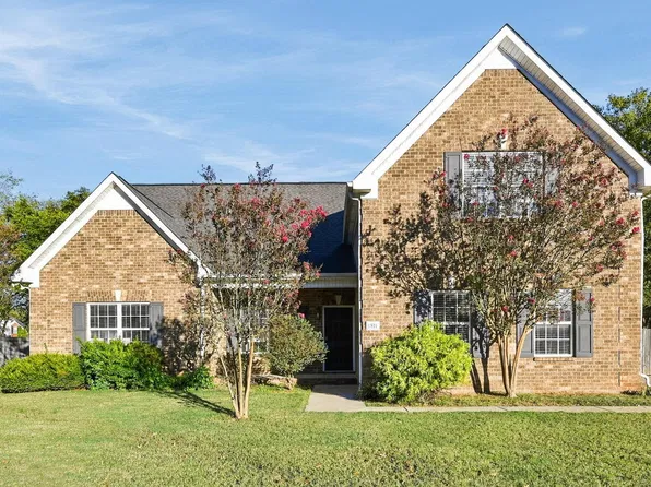 1811 Potters Ct, Murfreesboro, TN 37128