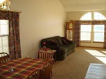3rd image of 8909 Bellcove Cir