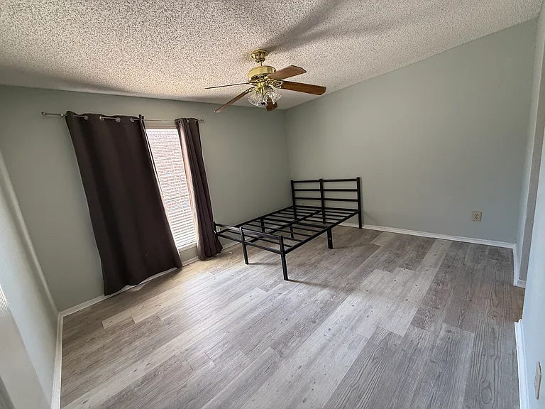 4918 Ali Ave #2 — Photo 8