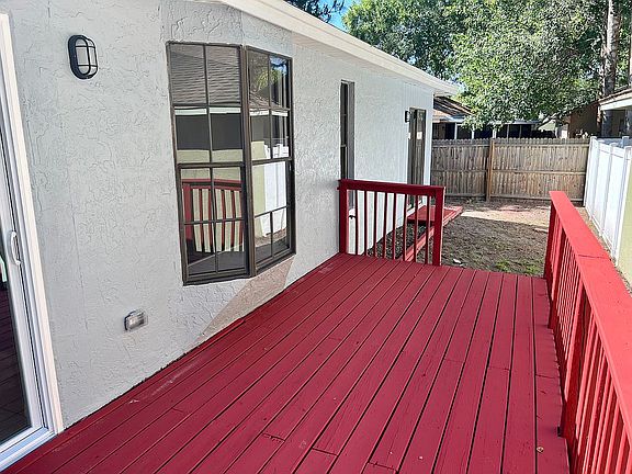 4th image of 3379 Shorncliffe Ln