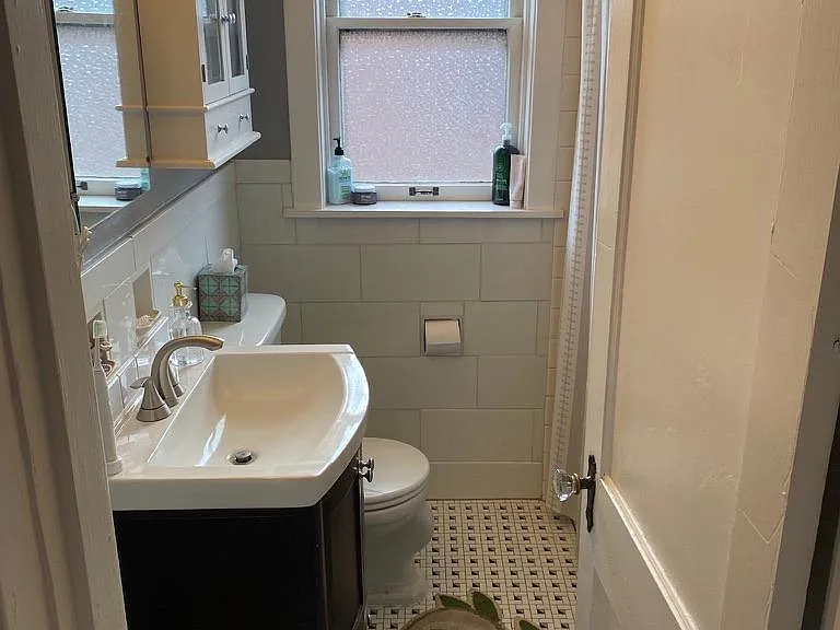 5058 Oleatha Ave #5058A — Photo 8
